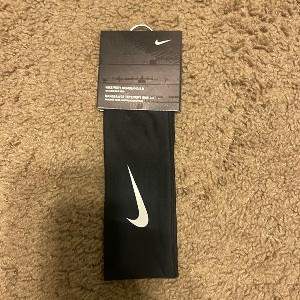 Nike headband